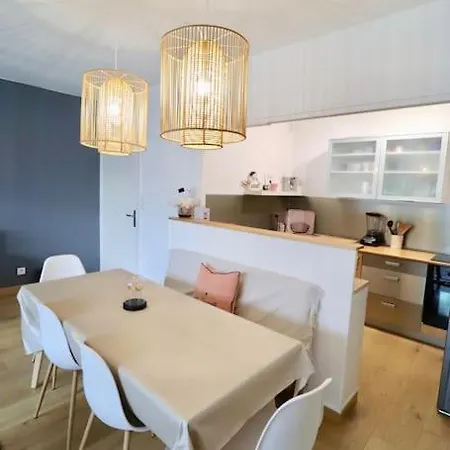 Bel 6 Pers, 2 Avec Balcon Et Parking Διαμέρισμα *