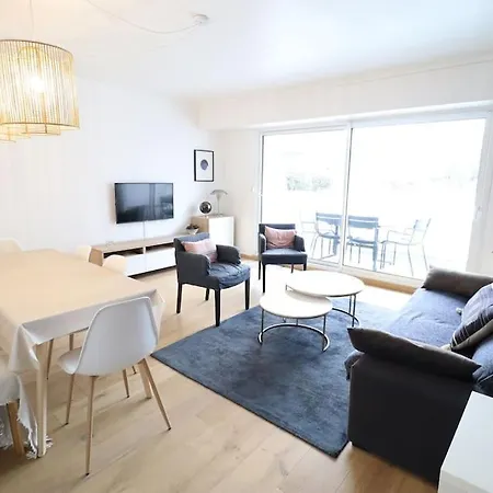 Bel 6 Pers, 2 Avec Balcon Et Parking *