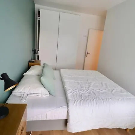 Bel 6 Pers, 2 Avec Balcon Et Parking